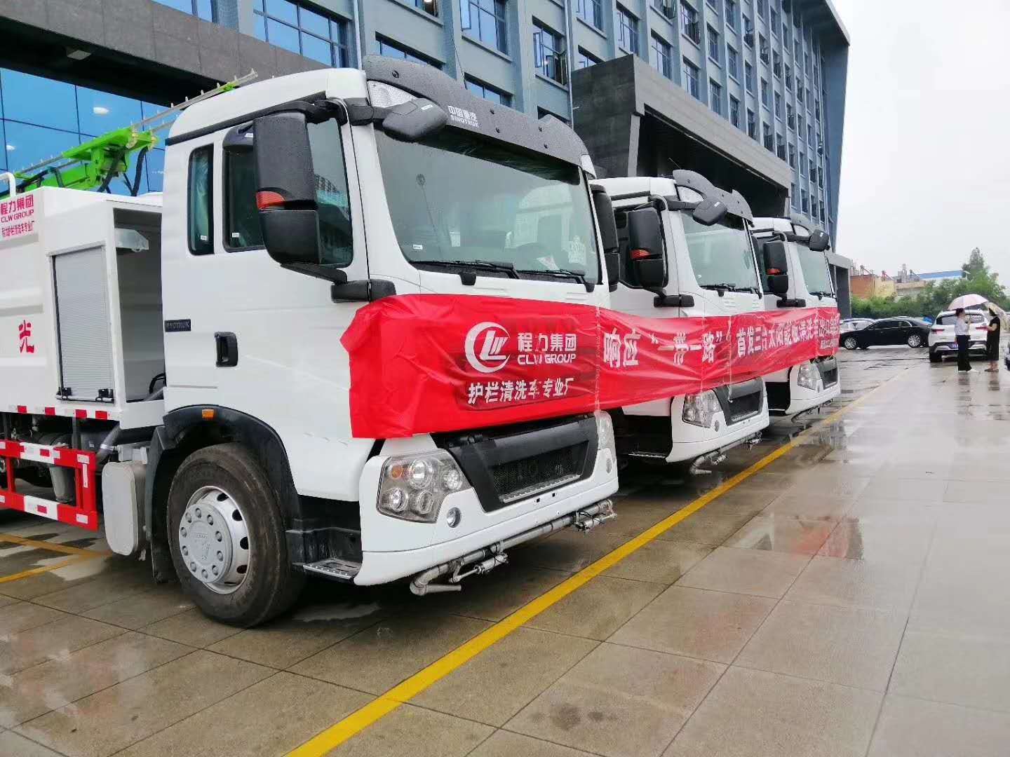 �������ڞ����m���̫�����ϴ܇����